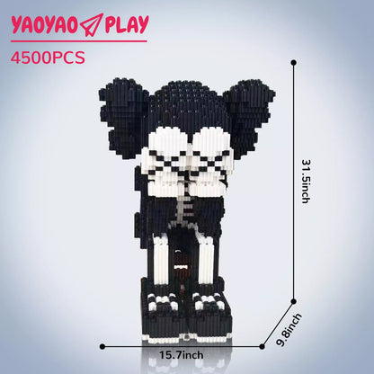 Monochrome ​​Brick Bear toy​​ (31.5-inch height) with skeletal torso and "YAOYAO PLAY 4500PCS" branding.